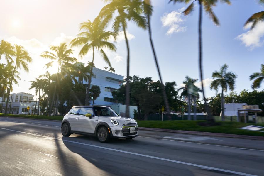  Mini Cooper SE (F56) 2020 года  (NA) (фото 108 из 342)